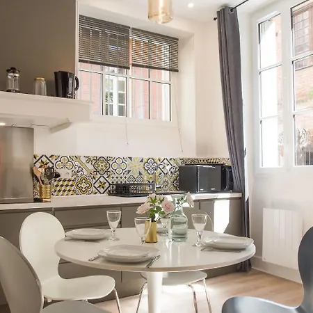 La Dame Du Taur By Cocoonr