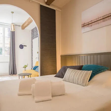 La Dame Du Taur By Cocoonr